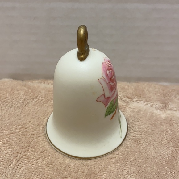 Lefton porcelain gold trimmed hand painted roses June bell - Picture 5 of 8